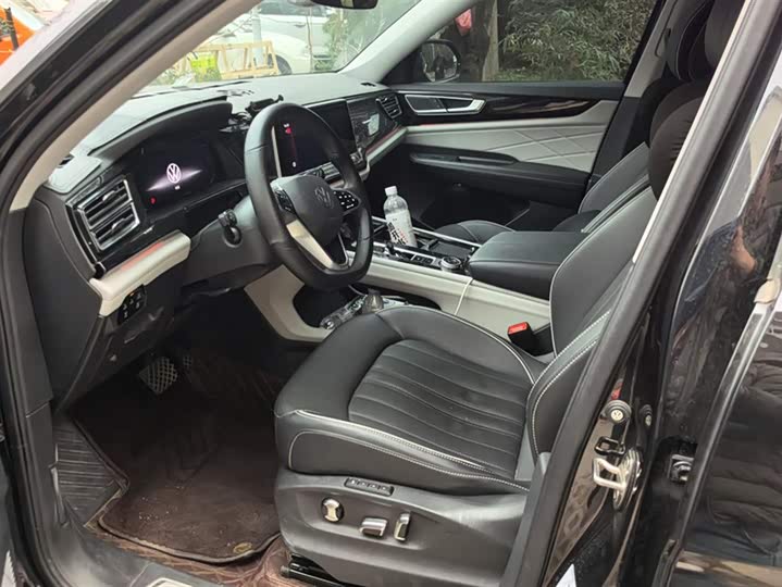 Фото 9 - Volkswagen Teramont Pro