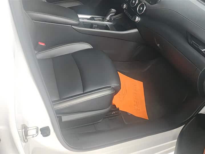 Фото 8 - Nissan Sylphy