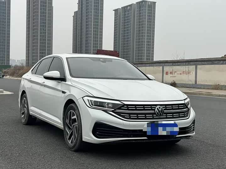 Фото 3 - Volkswagen Sagitar L