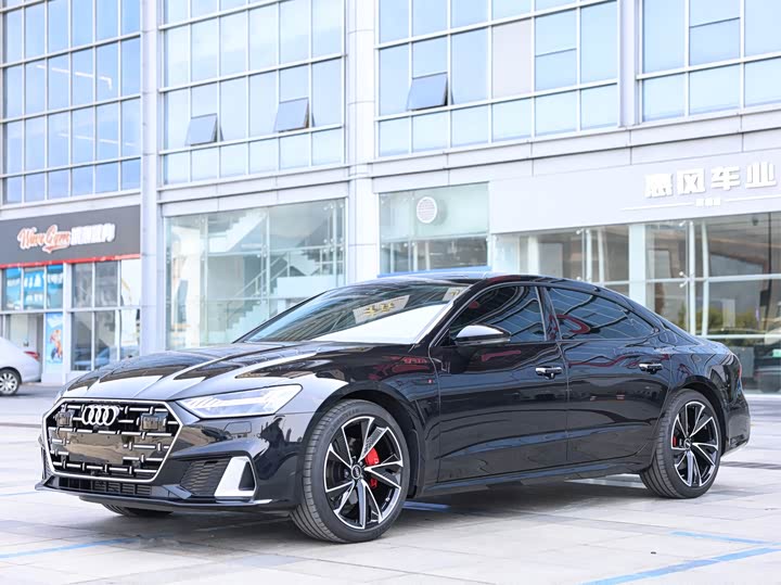 Фото 1 - Audi A7L