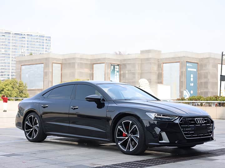 Фото 3 - Audi A7L