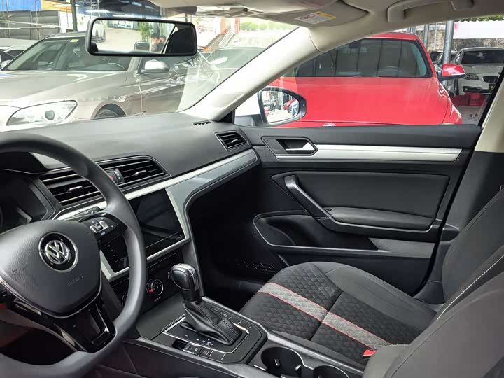 Фото 8 - Volkswagen Lamando L