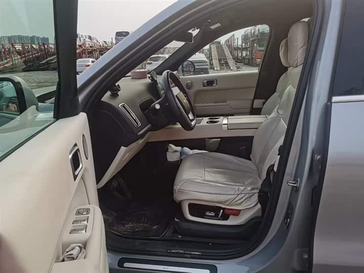 Фото 2 - LiXiang L8