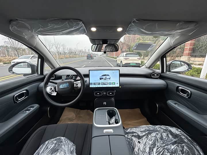 Фото 6 - GAC Aion UT