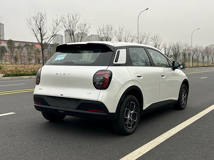 Фото 7 - GAC Aion UT