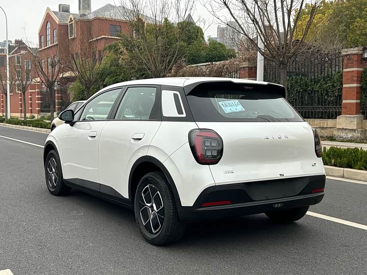 Фото 9 - GAC Aion UT