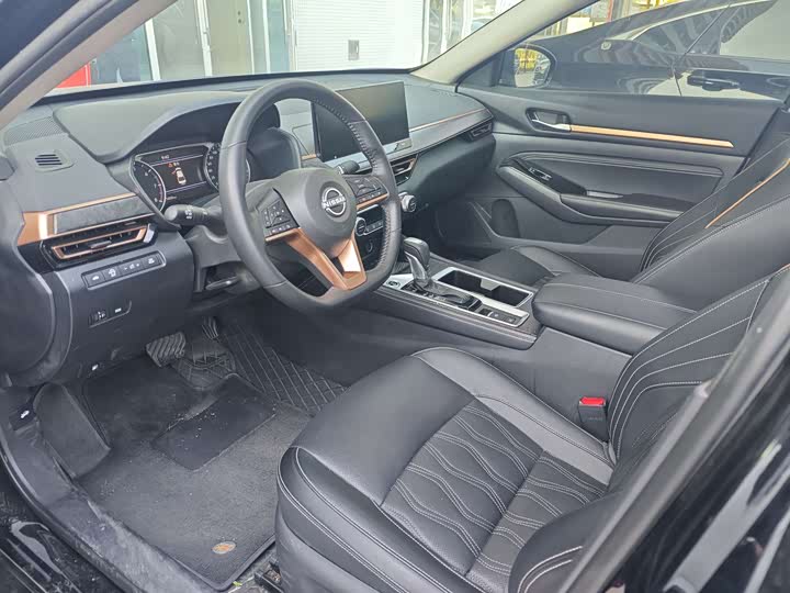 Фото 5 - Nissan Teana