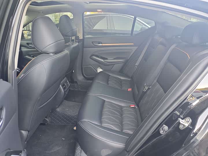 Фото 6 - Nissan Teana