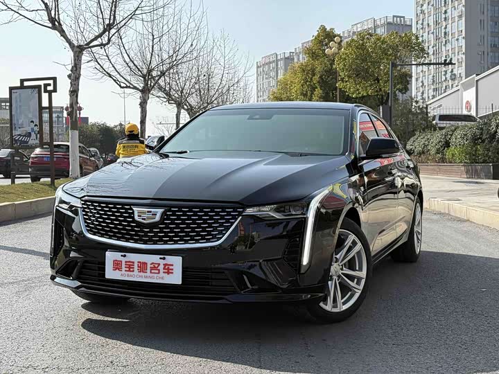 Фото 1 - Cadillac CT4