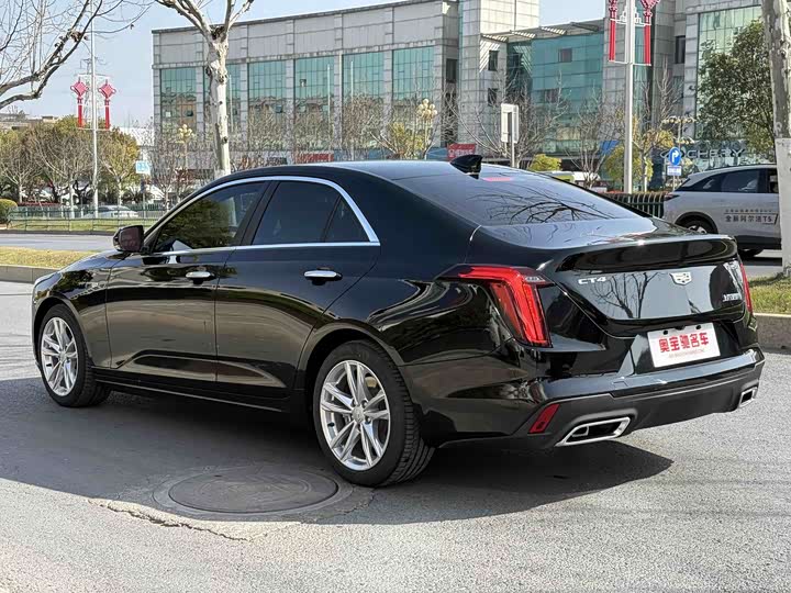 Фото 6 - Cadillac CT4