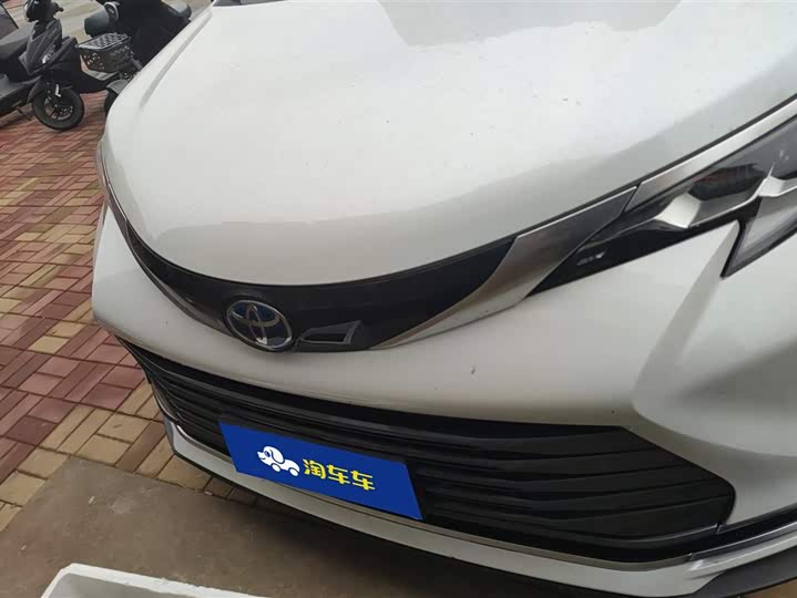 Фото 2 - Toyota Sienna