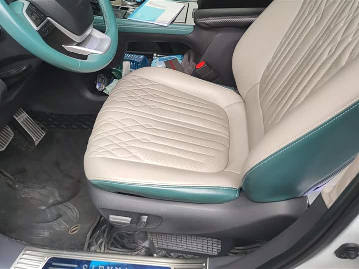 Фото 9 - Toyota Sienna