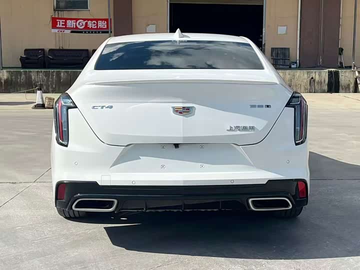 Фото 8 - Cadillac CT4