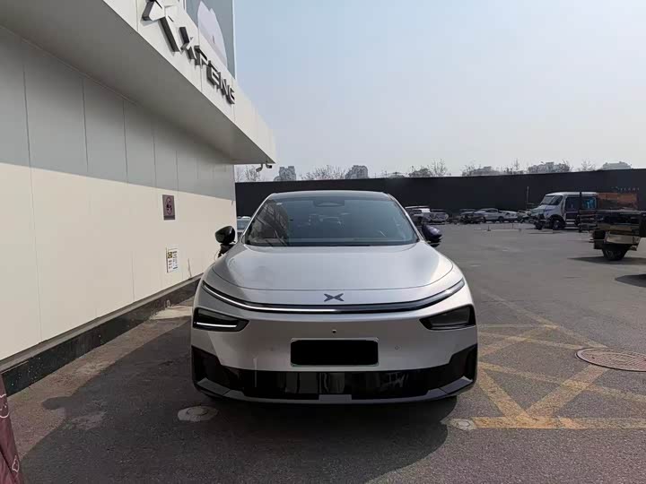 Фото 2 - XPeng G7