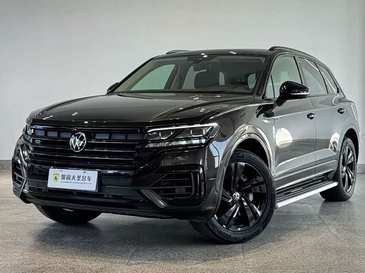 Photo 1 - Volkswagen Touareg
