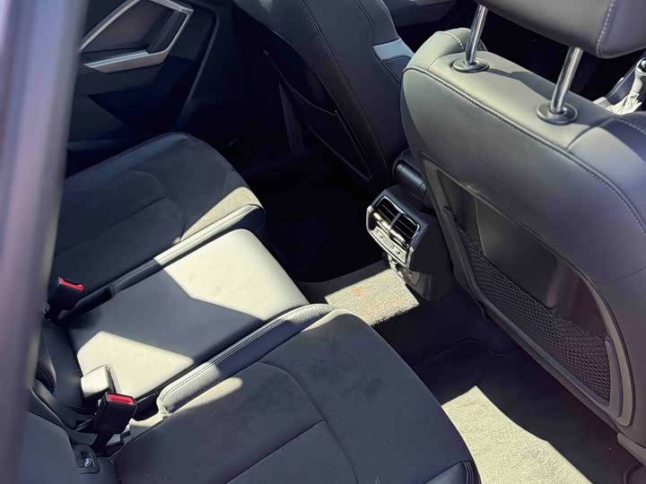 Фото 7 - Audi Q3