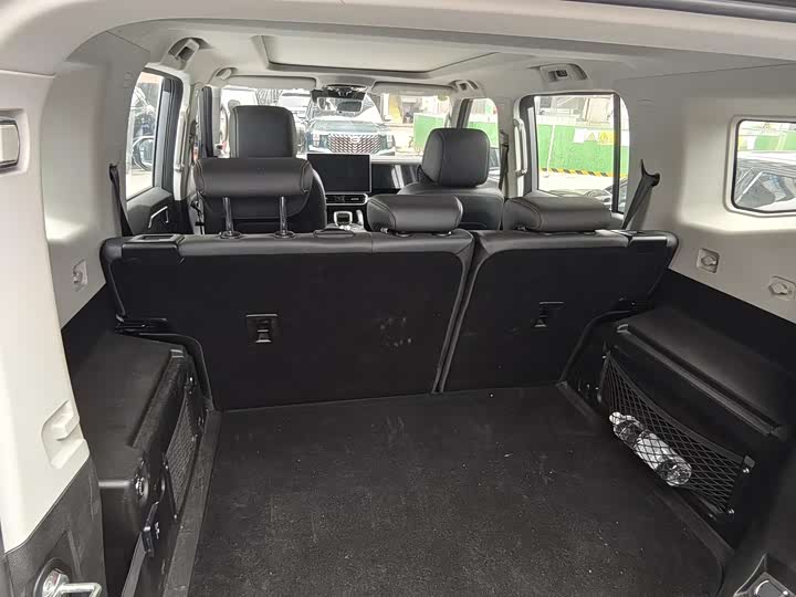 Фото 8 - Jetour T2