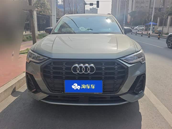 Фото 2 - Audi Q3