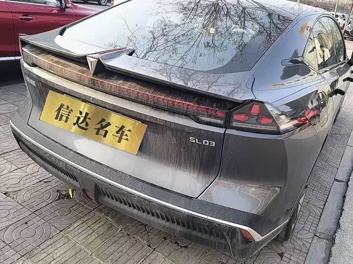 Фото 2 - Changan Deepal SL03