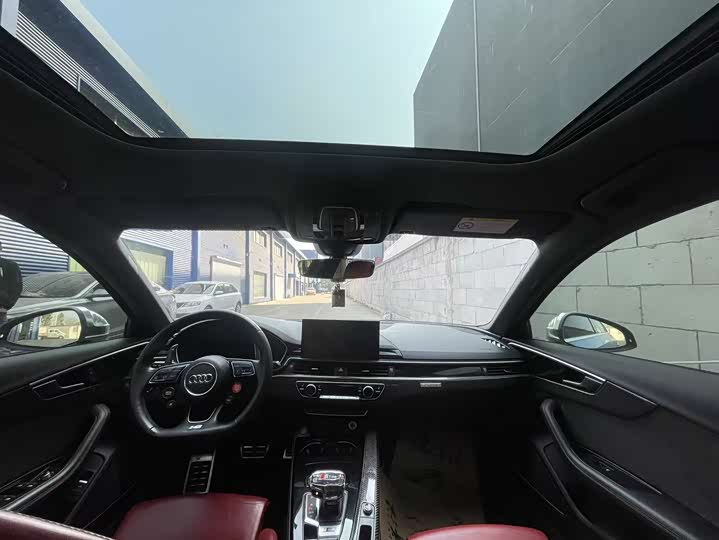 Фото 7 - Audi S4