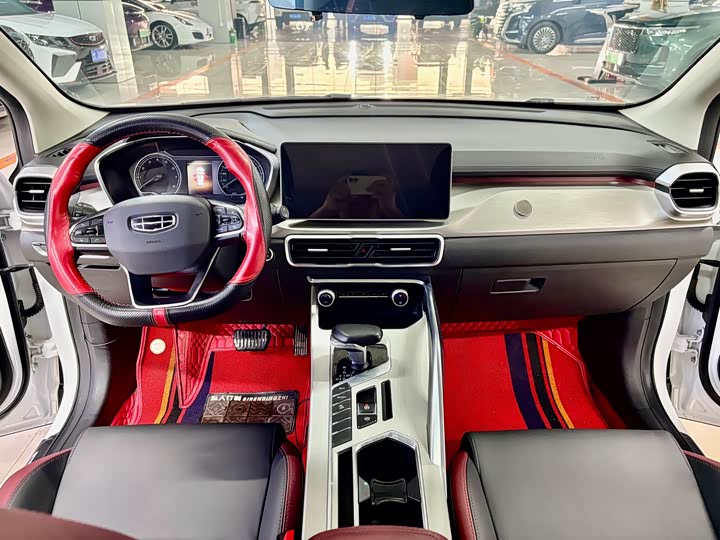 Фото 4 - Geely Coolray