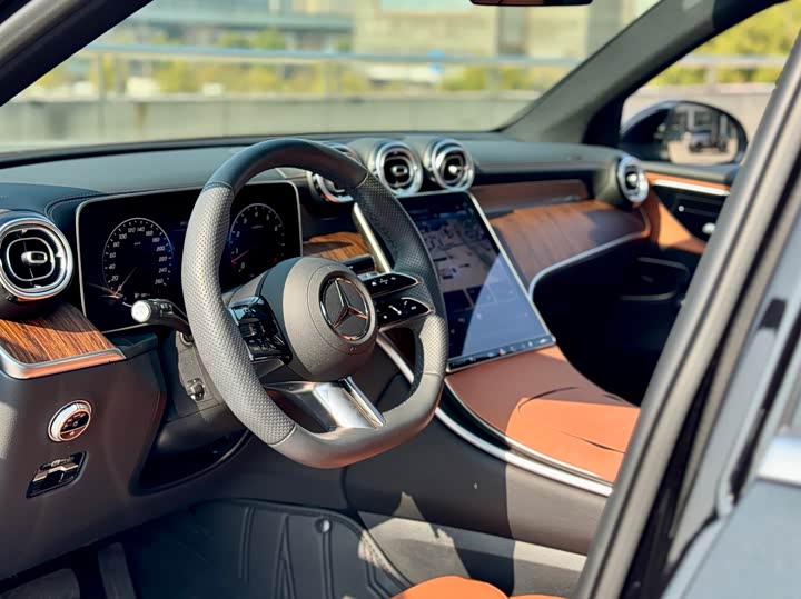 Фото 6 - Mercedes-Benz GLC-Class