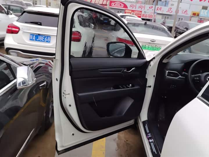 Фото 7 - Mazda CX-5