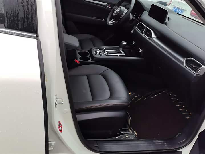 Фото 8 - Mazda CX-5