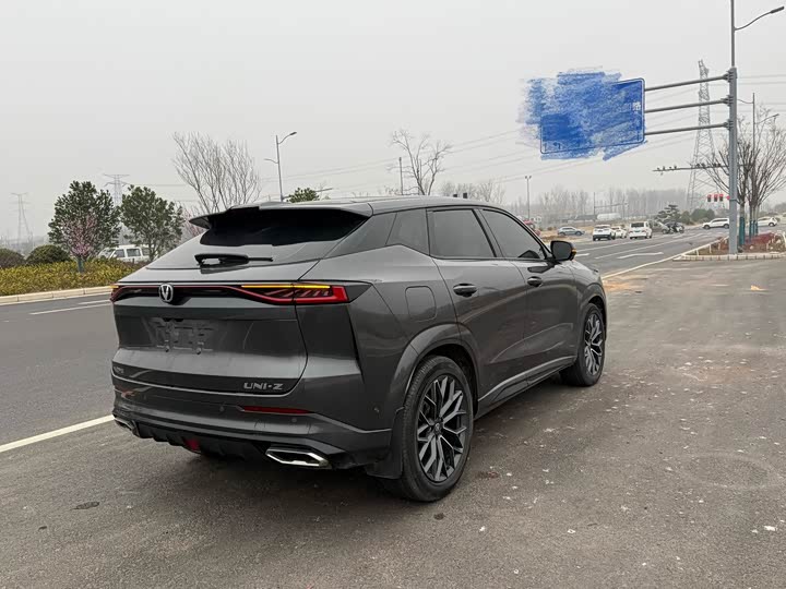 Changan UNI-Z Hybrid 2024 2024款 蓝鲸智电iDD 125km 卓越型