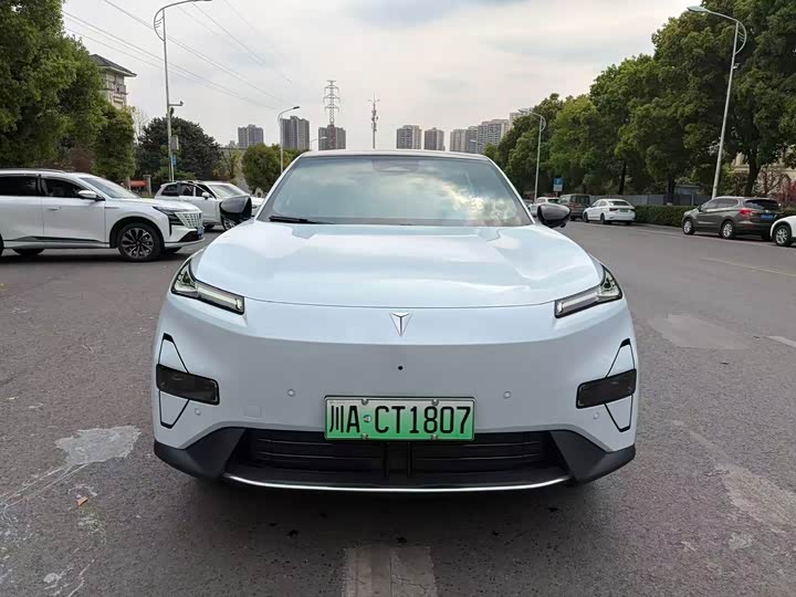 Фото 2 - Changan Deepal S05