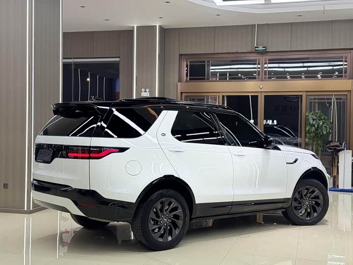 Фото 4 - Land Rover Discovery