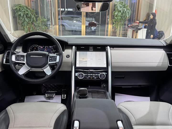 Фото 8 - Land Rover Discovery