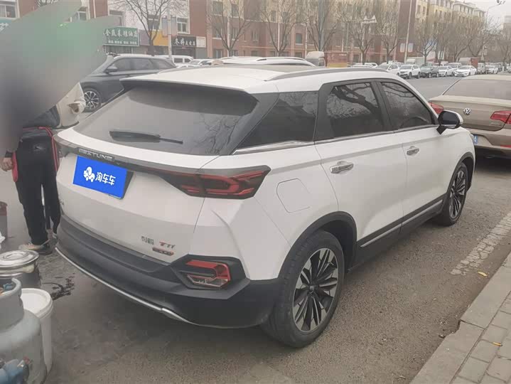 Фото 3 - Bestune T77