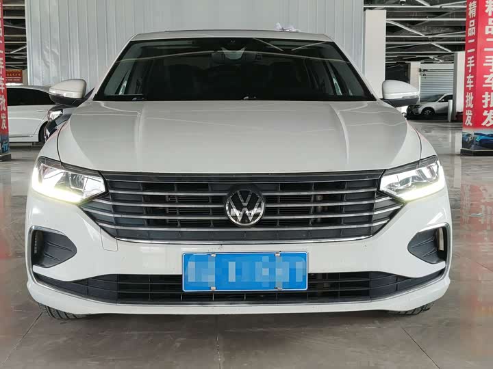 Фото 2 - Volkswagen Lavida