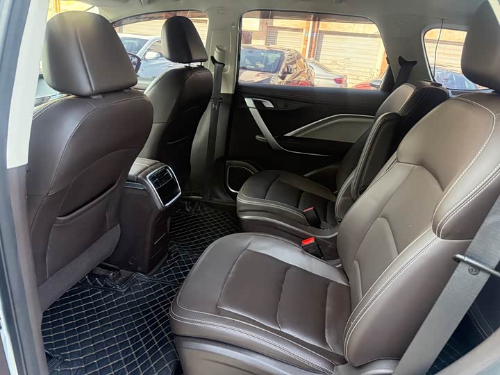 Photo 5 - Geely Jiaji