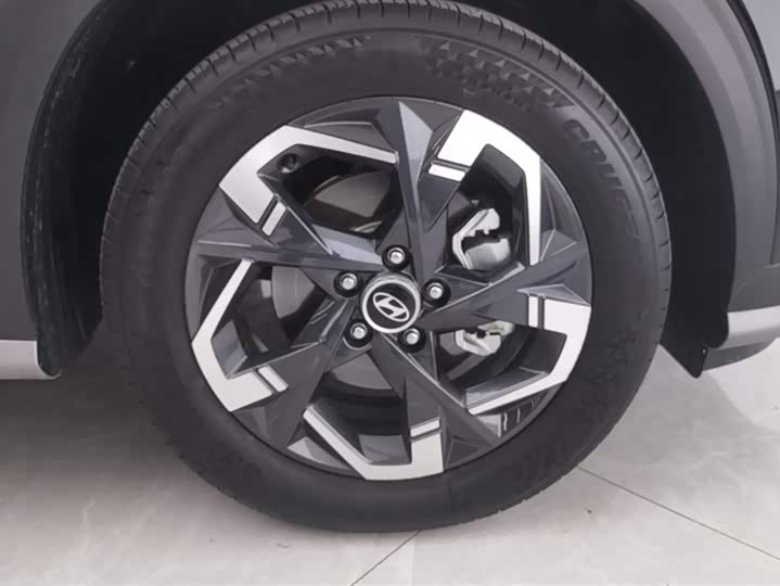 Фото 6 - Hyundai ix35 (Mufasa)