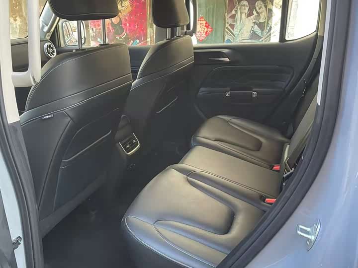 Фото 7 - Tank 300