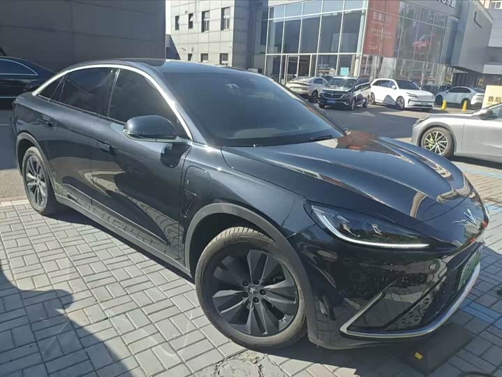 Photo 2 - BAIC Arcfox Alpha S