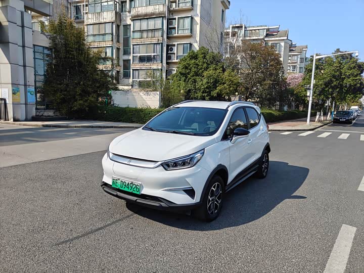 Photo 2 - BYD Yuan Pro