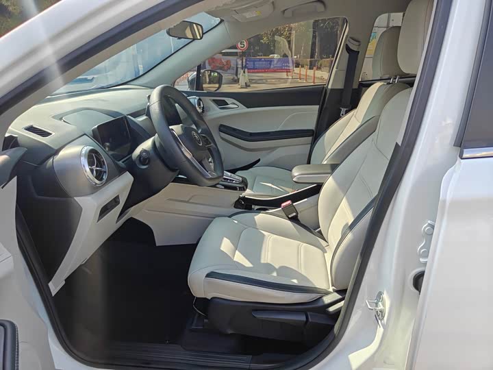 Photo 8 - BYD Yuan Pro