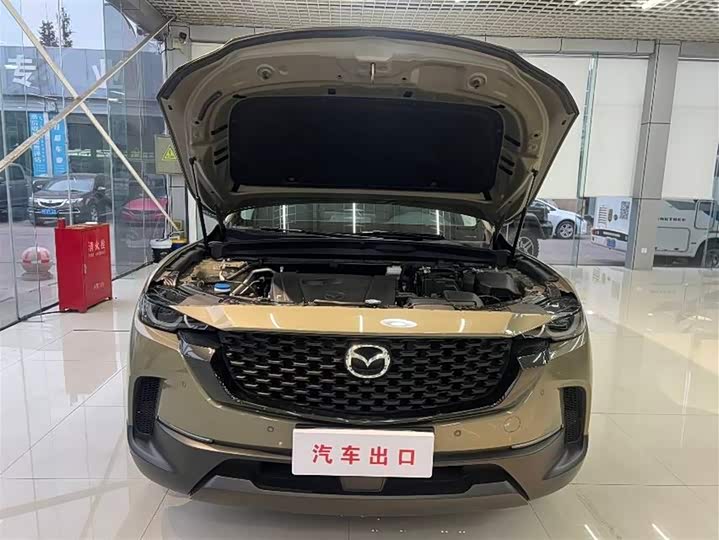 Фото 7 - Mazda CX-50