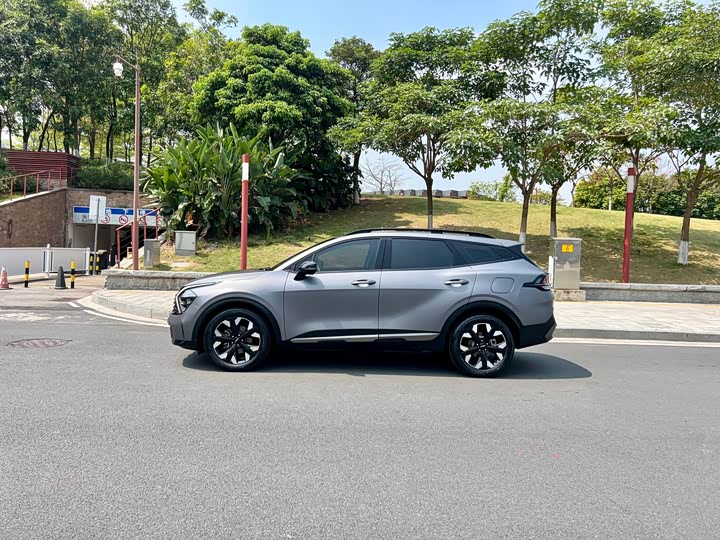 Kia Sportage 2023 2023款 2.0T 两驱旗舰版