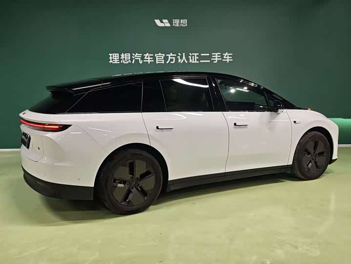 Фото 3 - LiXiang i6