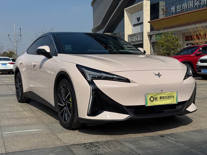 Фото 3 - BAIC Arcfox Alpha S5