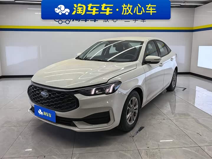 Фото 1 - Ford Escort