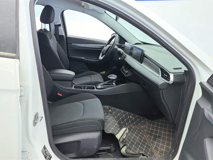 Фото 8 - Ford Escort