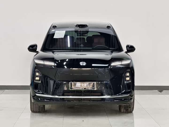 Фото 2 - Nio ES8