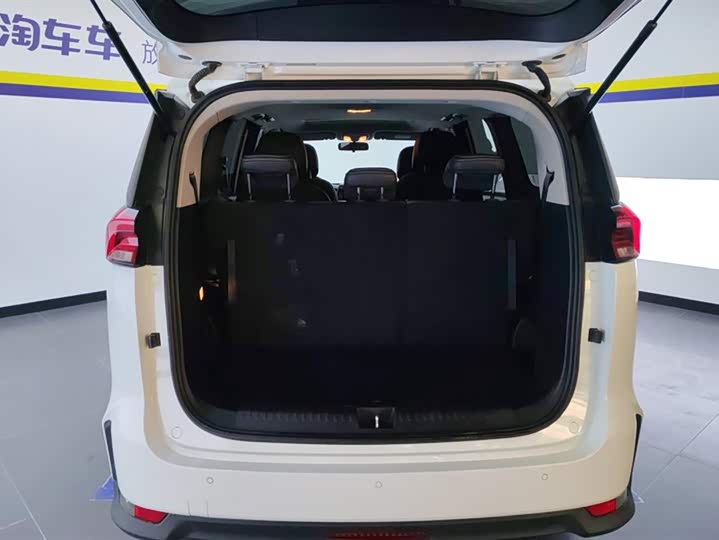 Фото 4 - Maxus G50