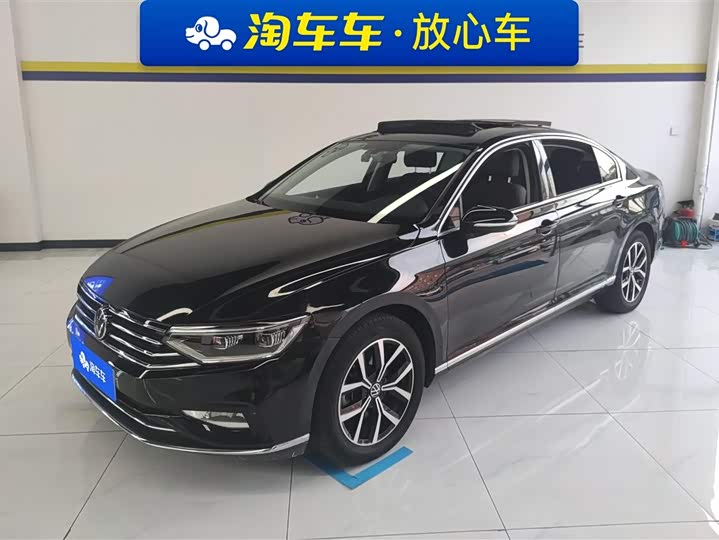 Photo 1 - Volkswagen Magotan