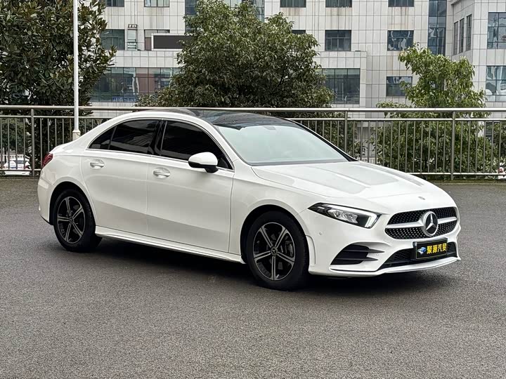 Фото 3 - Mercedes-Benz A-Class